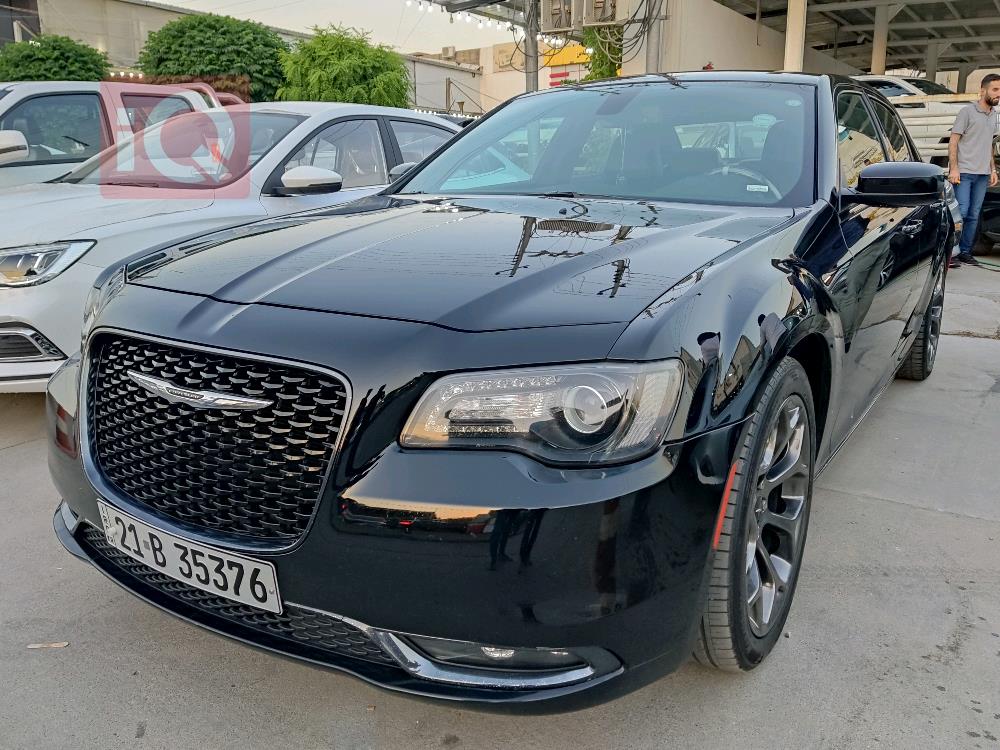 کرایسلەر 300